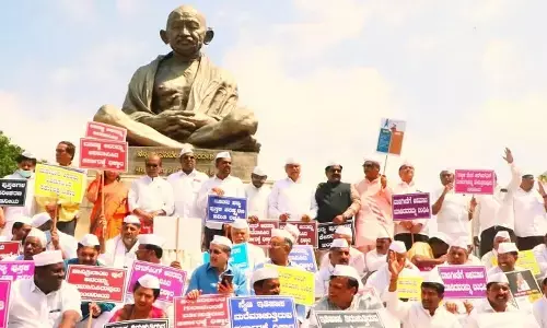 Revision of School Textbooks Stokes a Political Storm in Karnataka