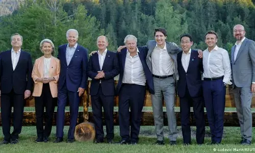 G7 - Decadent Meet Fails to Agree on Russia