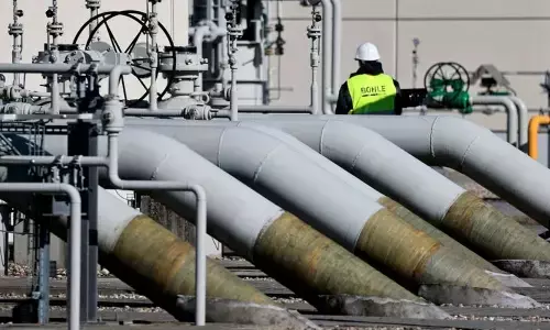 Russians Make a Monkey of the Europeans on Gas