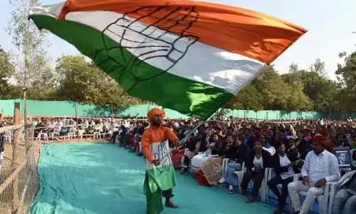 Congress Eyes Hill Revival