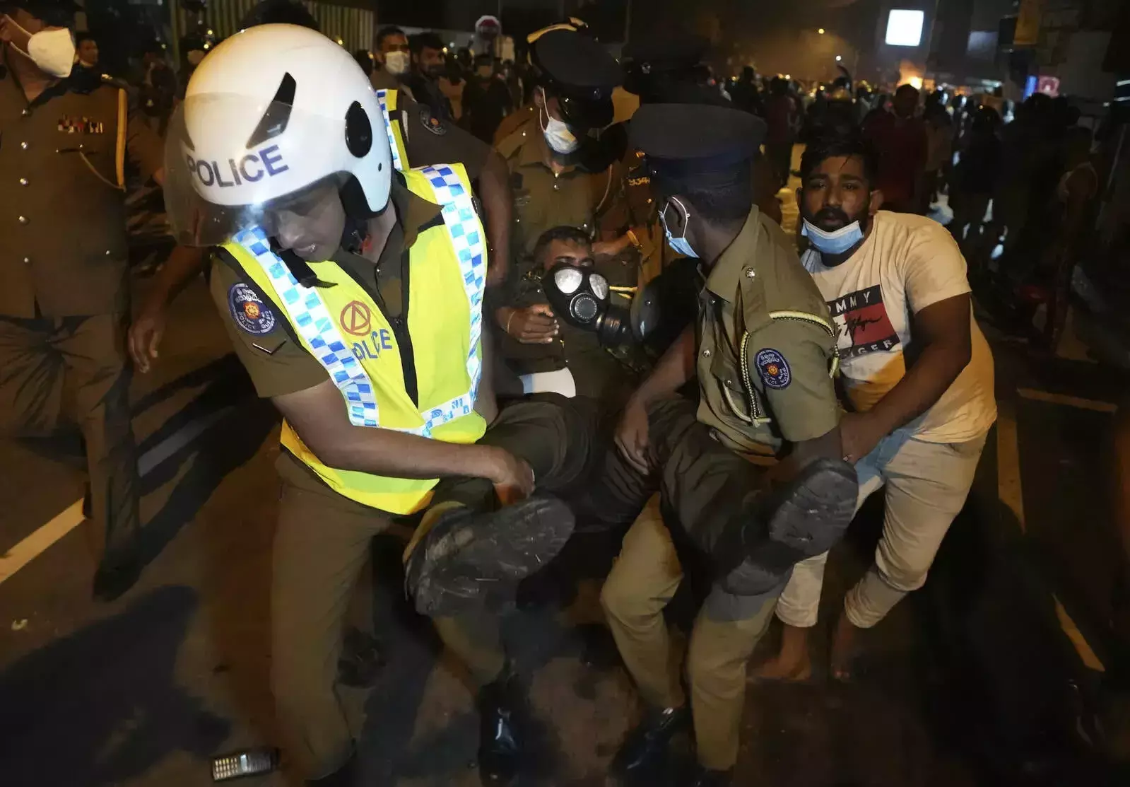 Sri Lanka - Govt Continues to Arrest Protesters Despite Worst Defeat at UNHRC