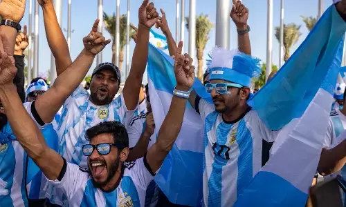 Football Fever Engulfs India ! Football Fever Engulfs India !