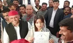 United Family Brings in the Votes for Dimple Yadav