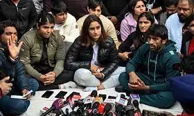 Wrestlers’ Come Out of the Closet To Protest Against Sexual Harassment