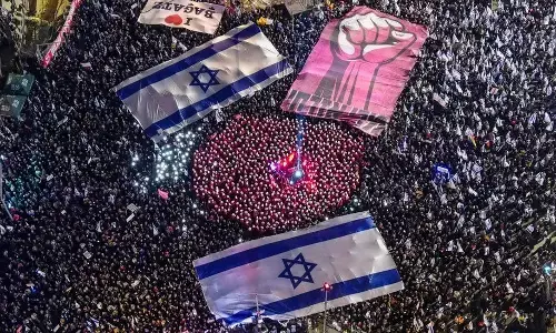 Israel Erupts in Protest, Netanyahu On The Back Foot