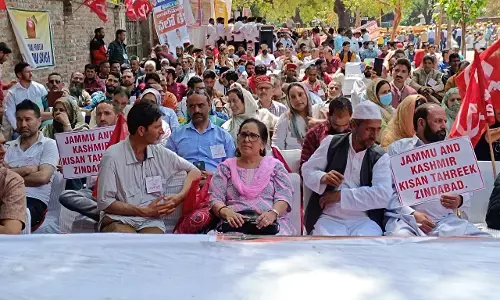 Govt Policies Upsetting The Apple Cart?