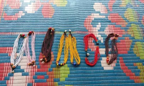 Making Jewelry in Baiga Land