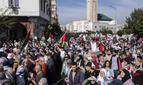 Biden Resists Pressure From Young Americans, Arab Allies