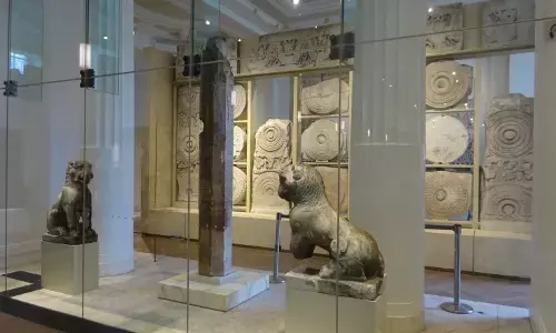 Empire’s War Trophies in a Museum of Silence