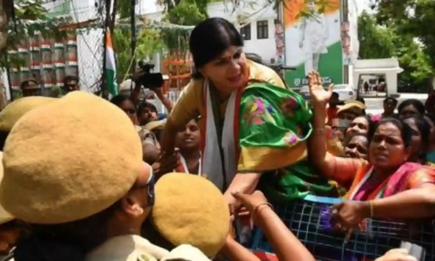 Rahul Gandhi Denied Permission to Visit Osmania University,Protests