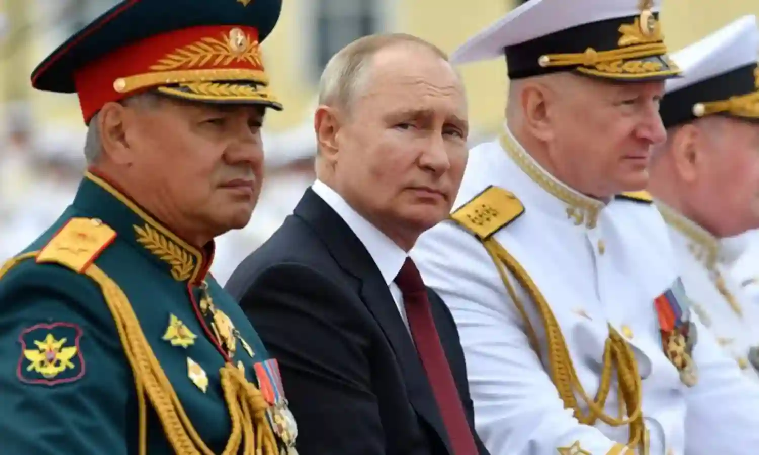 Back off US, Says Putin Back off US, Says Putin