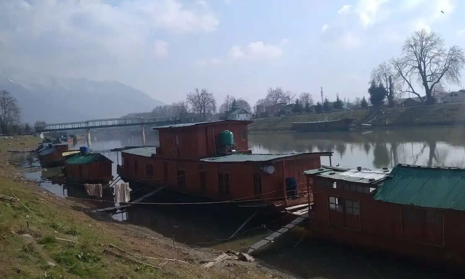 River Jehlum Bore 900 Houseboats, Now It Has 61