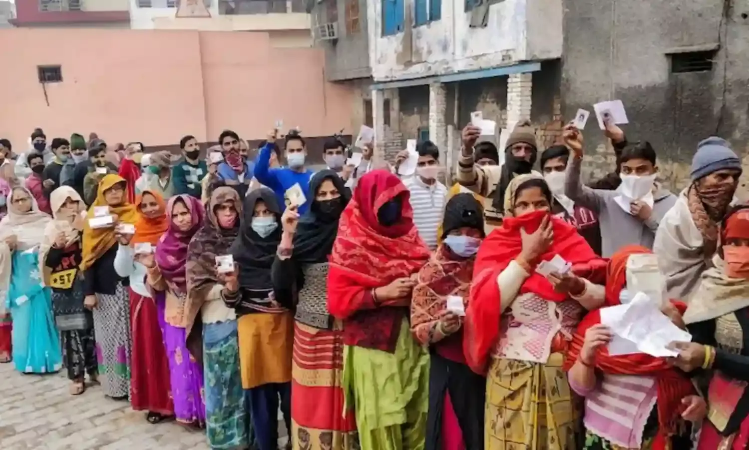 Lucknow Gup: Phase 1 Not a CakeWalk Lucknow Gup: Phase 1 Not a CakeWalk