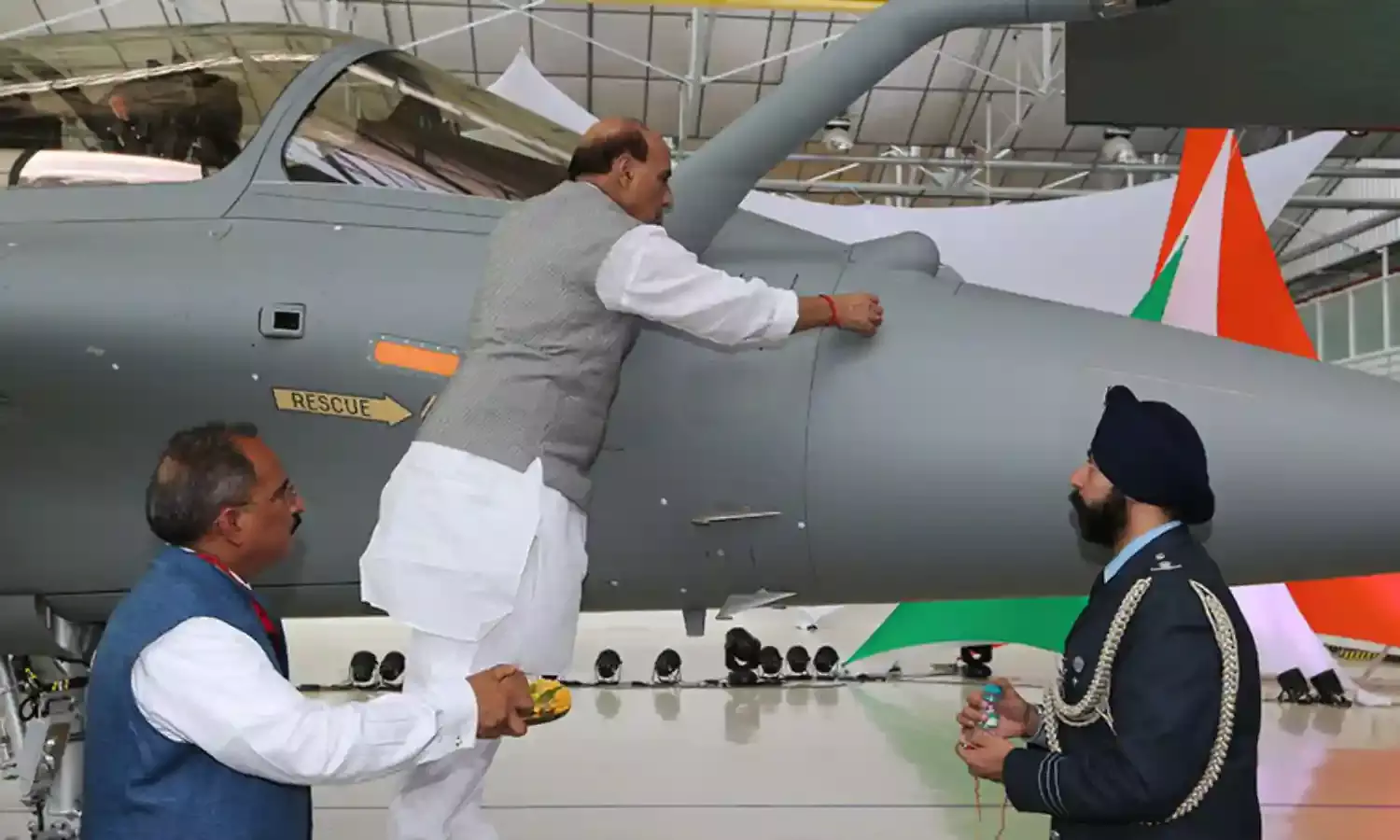 Social Media Reflections: Alarm Bells for the Indian Armed Forces