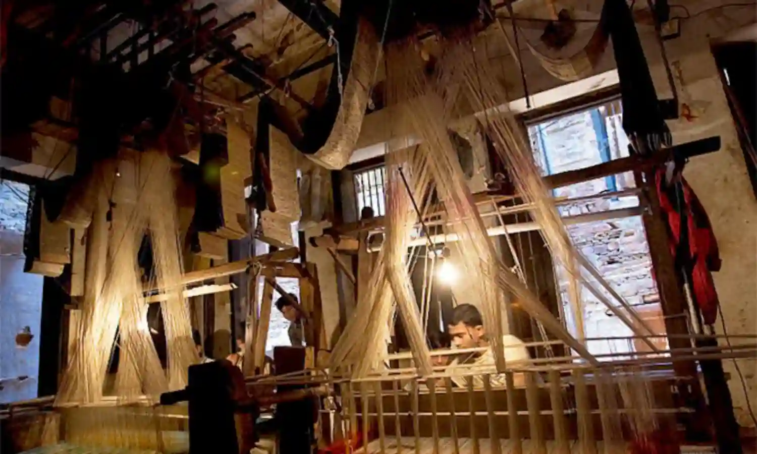 Banarasi Sari Weavers Face Severe Losses