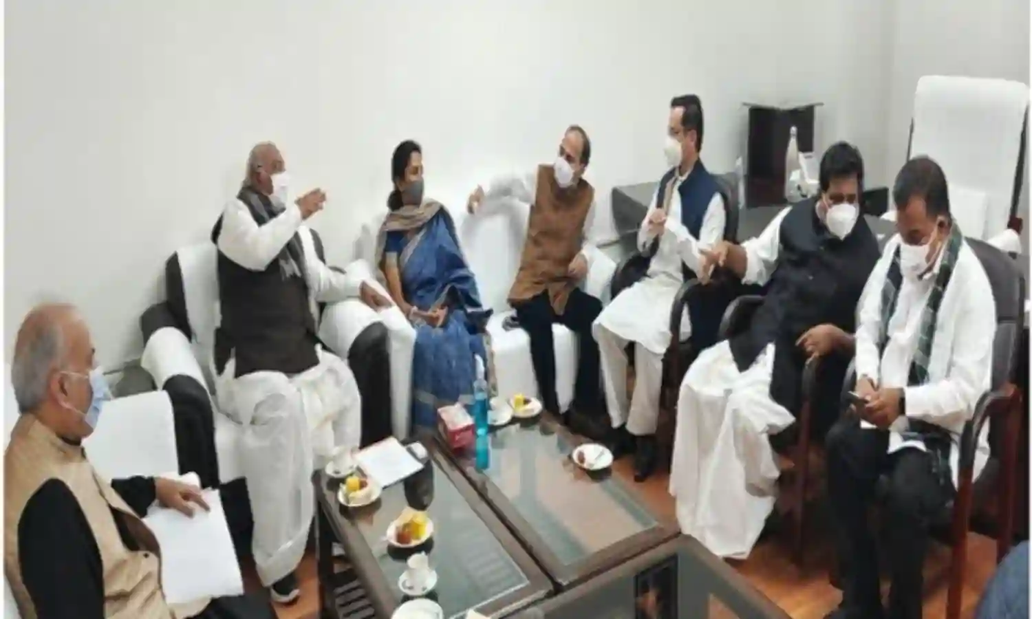 Opposition Dis-Unity? Opposition Dis-Unity?