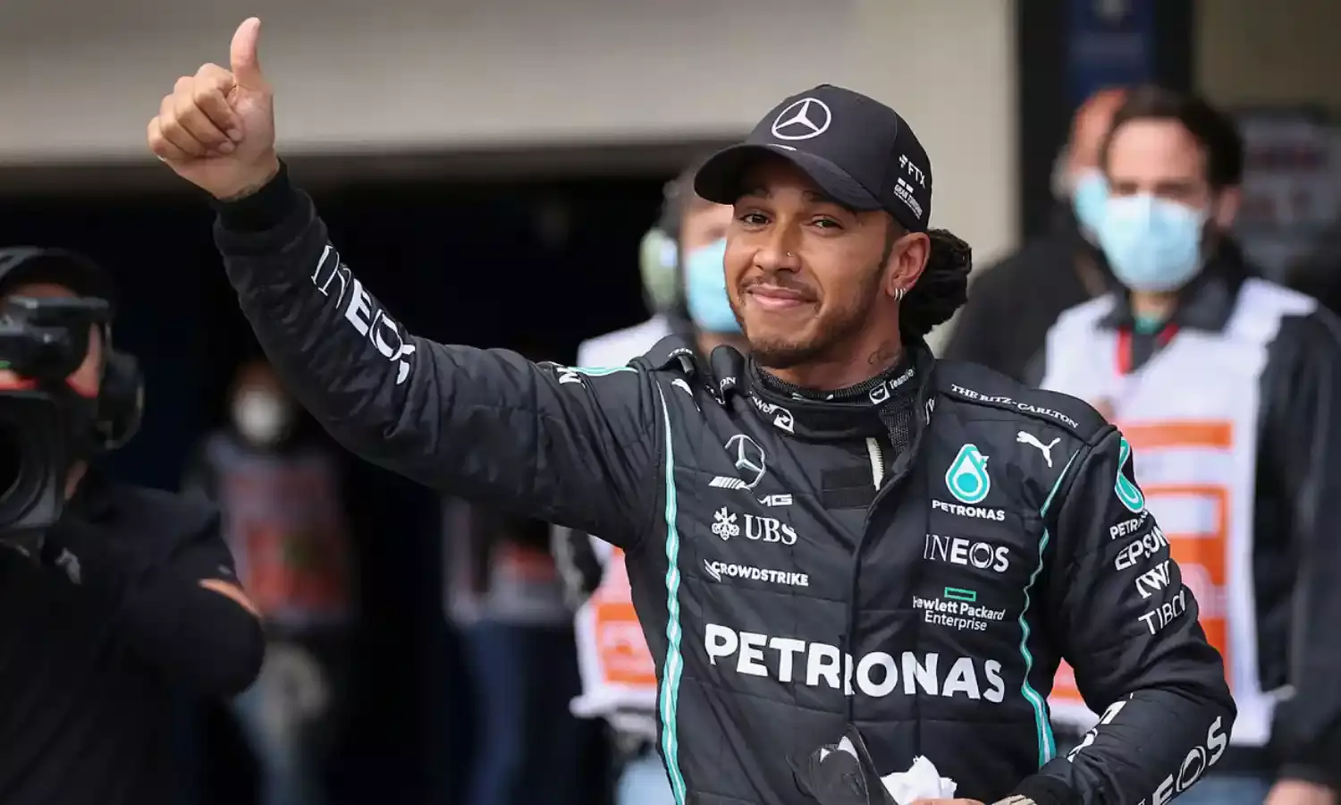 Max’s Lead Cut By Hamilton’s Back-to-Back Wins Max’s Lead Cut By Hamilton’s Back-to-Back Wins
