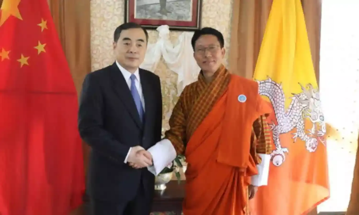 When Narratives Influence Decisions