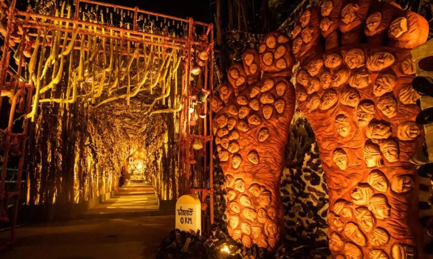 Durga Speaks Out for the Farmers in Puja Pandals in Kolkata