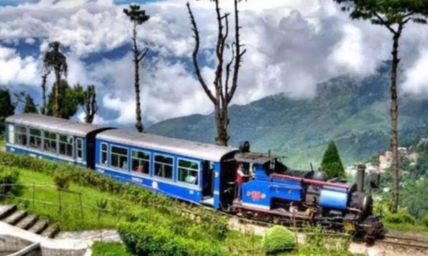 Protests Against Move to Privatise Darjeeling Himalayan Railway Under the Monetisation Plan
