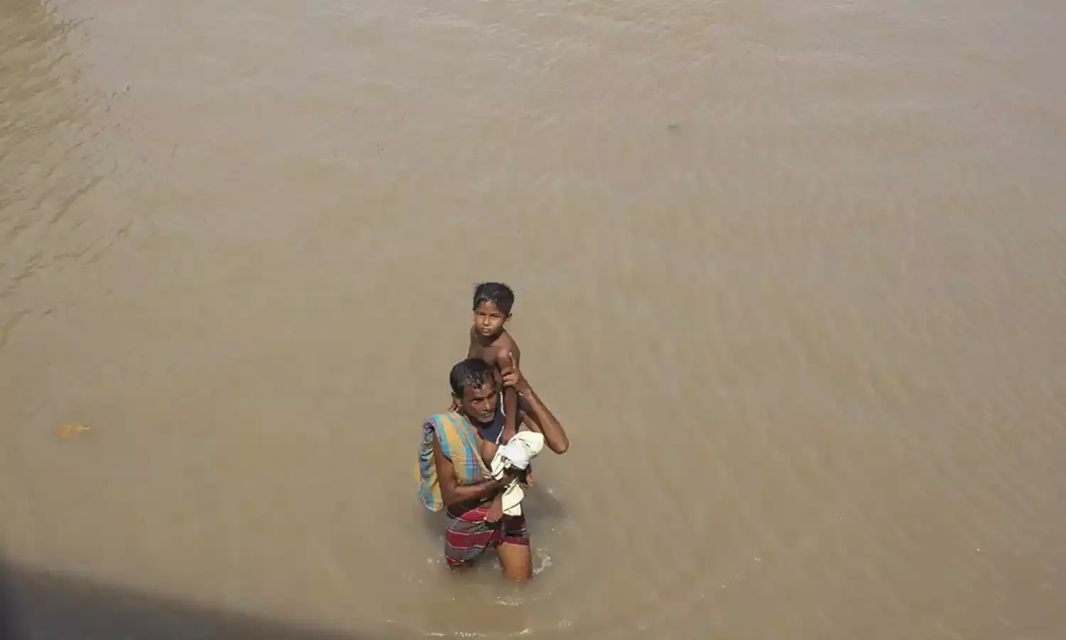 Yaas Hits Sundarbans: Flooded Villages, Fish Worth Lakhs Buried