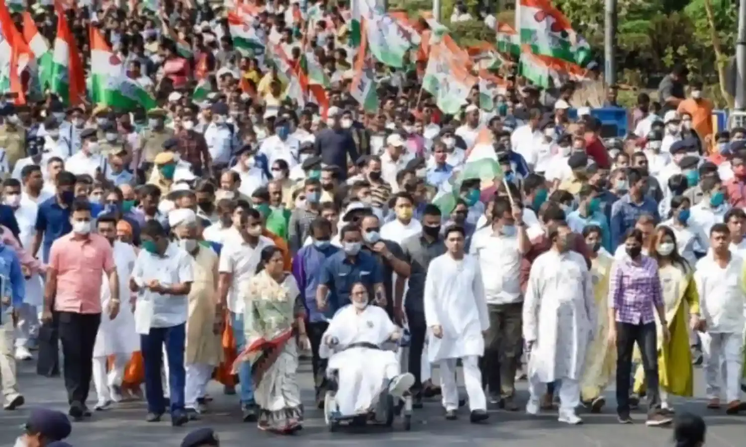 Mamata Banerjee Throws the Gauntlet Yet Again