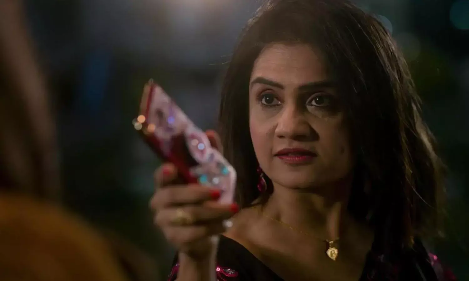 Bombay Begums, Missing the Magic