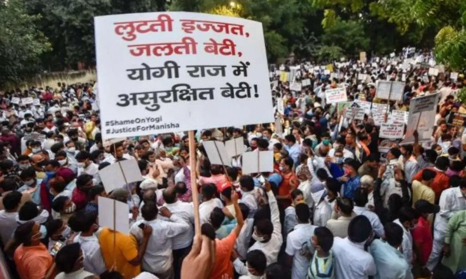 Hathras- Public Outrage Spills Out On to the Streets, Protestors Demand UP CMs Resignation