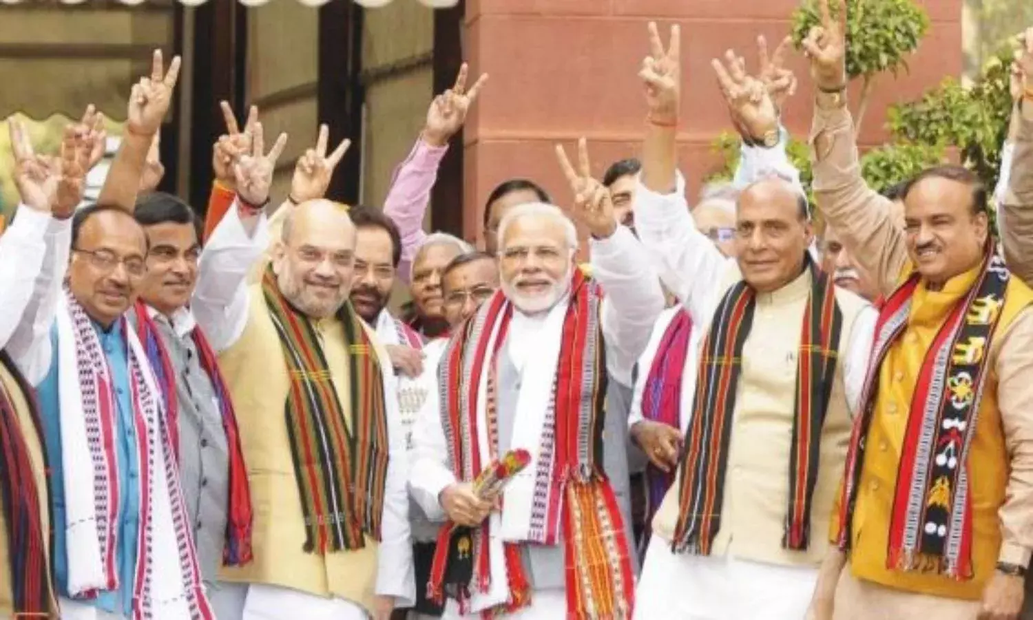 BJP Swamps NDA, Regional Parties Worried BJP Swamps NDA, Regional Parties Worried