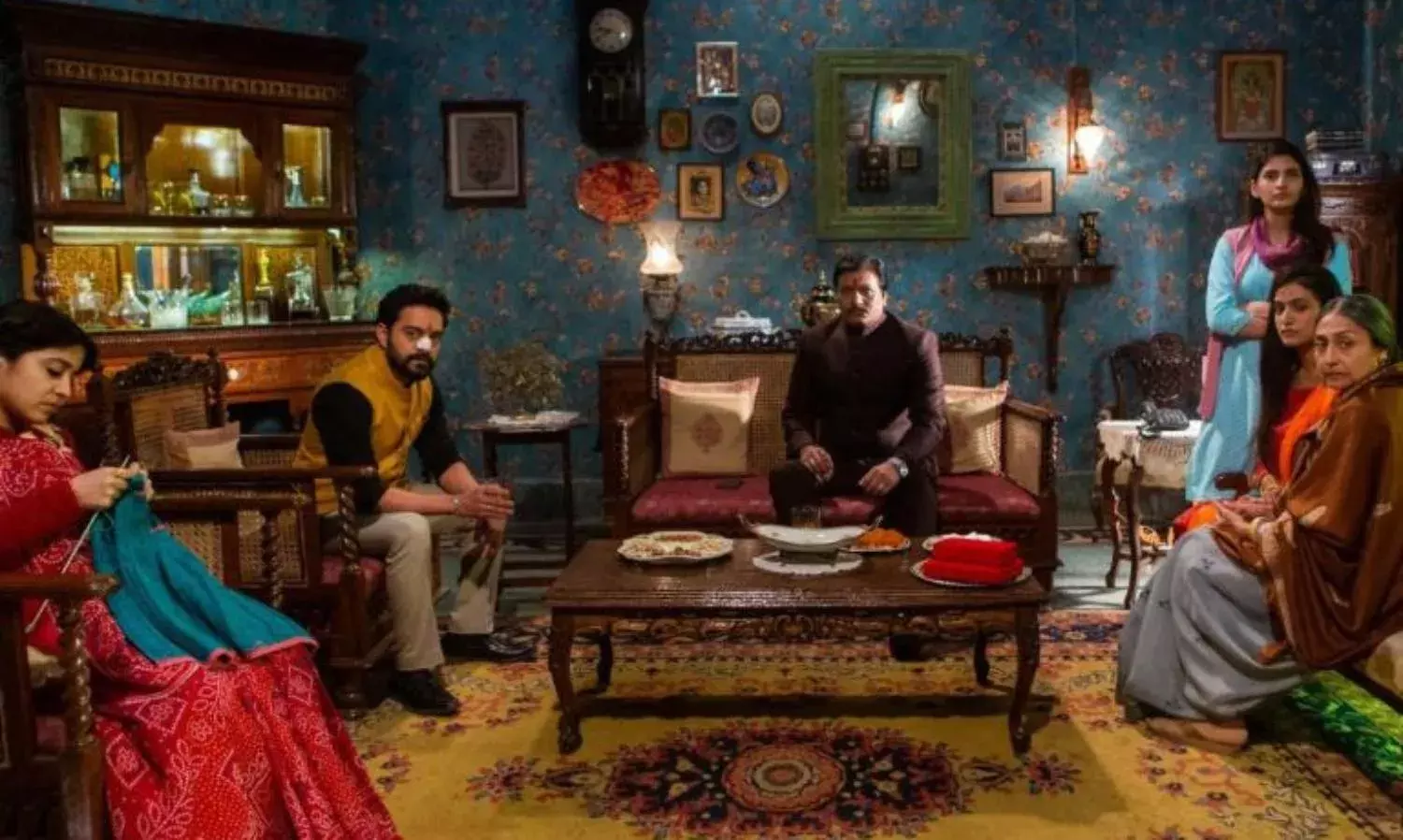 Raat Akeli Hai - A Contemporary Noir Classic? Raat Akeli Hai - A Contemporary Noir Classic?