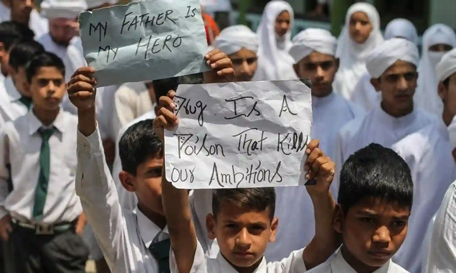 From 500 to 5000, Drugs Take Hold in Kashmir Valley