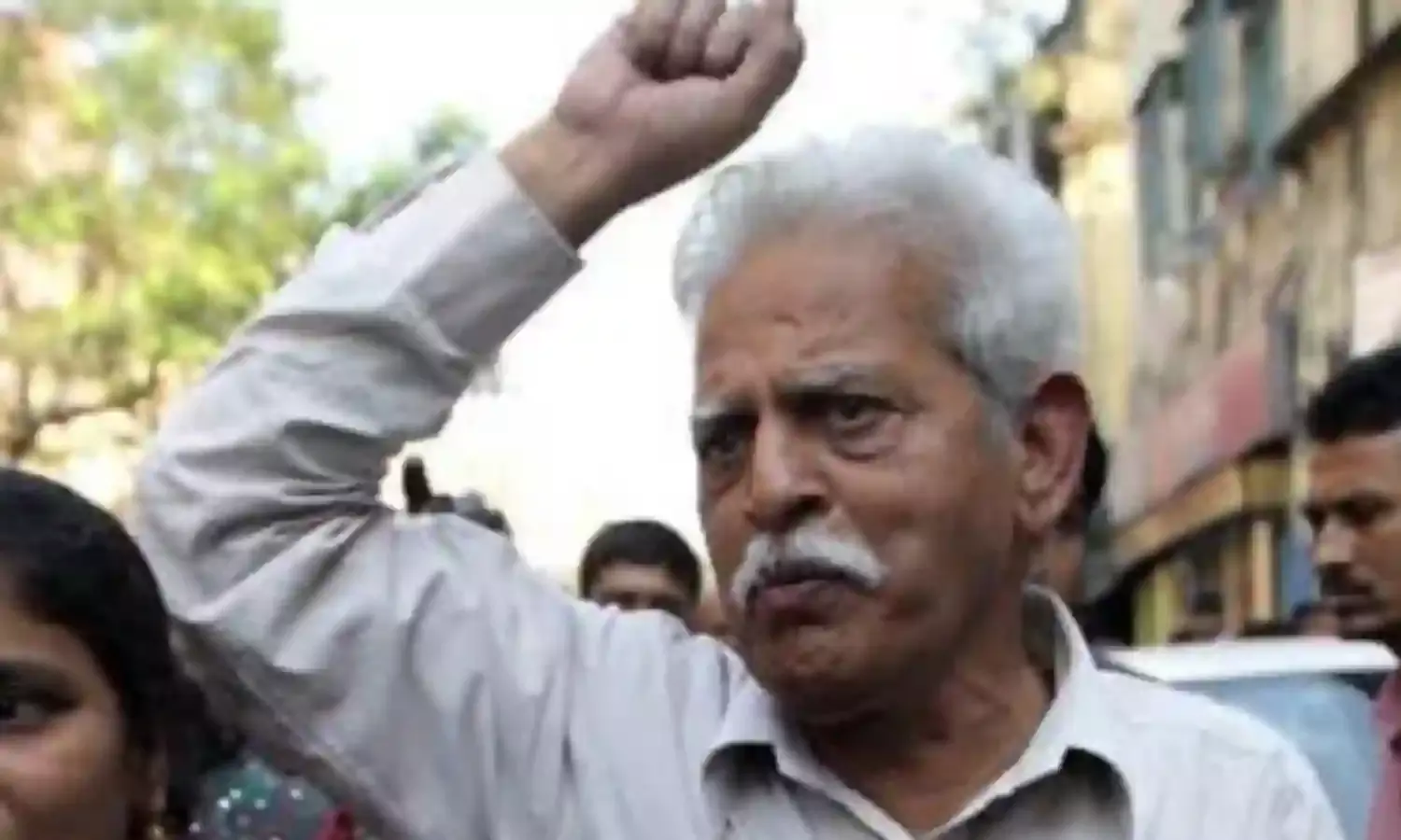 Young Poets Stands in Solidarity for the Release of their People’s Poet