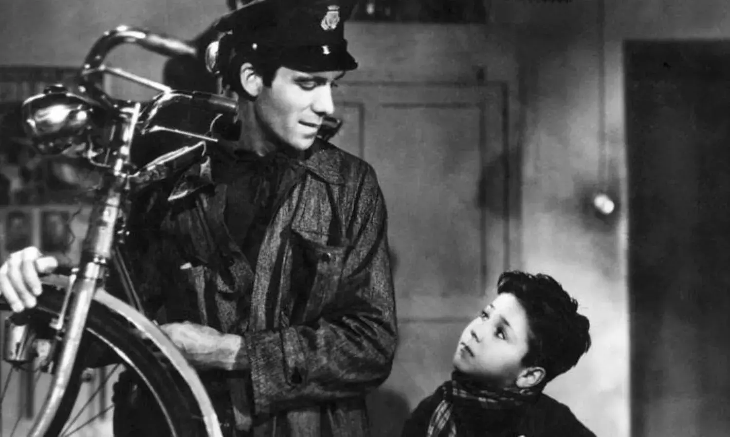 Bicycle Thief 2020 - De Sica’s 1948 Classic Plays Out In the Desperation of Mohammad Iqbal