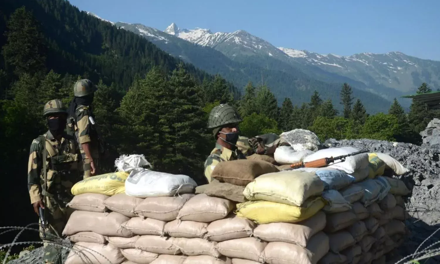 Discard All Divisive Measures to Unite India Against China Discard All Divisive Measures to Unite India Against China