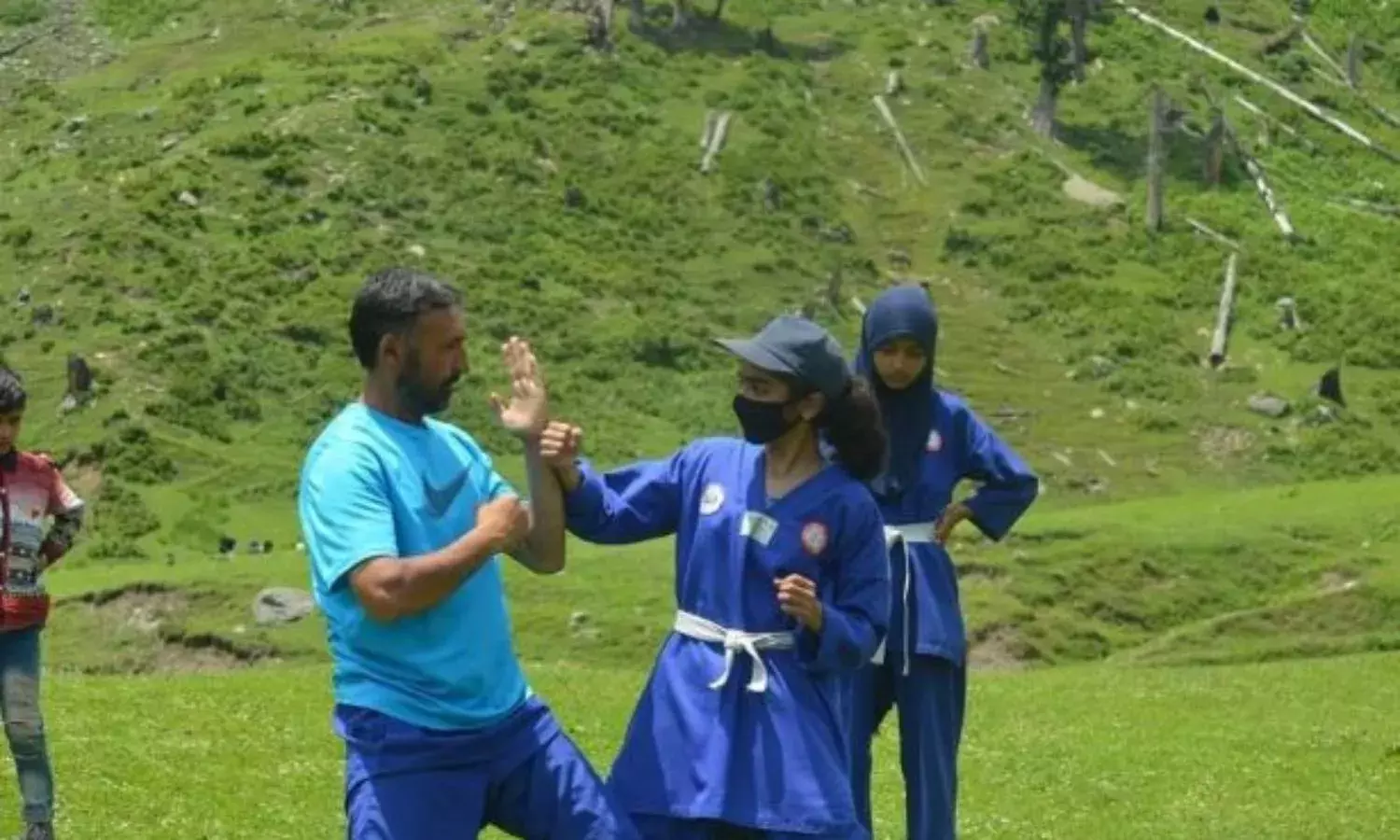 The Shopian Tailor Who Trains Martial Art Champions