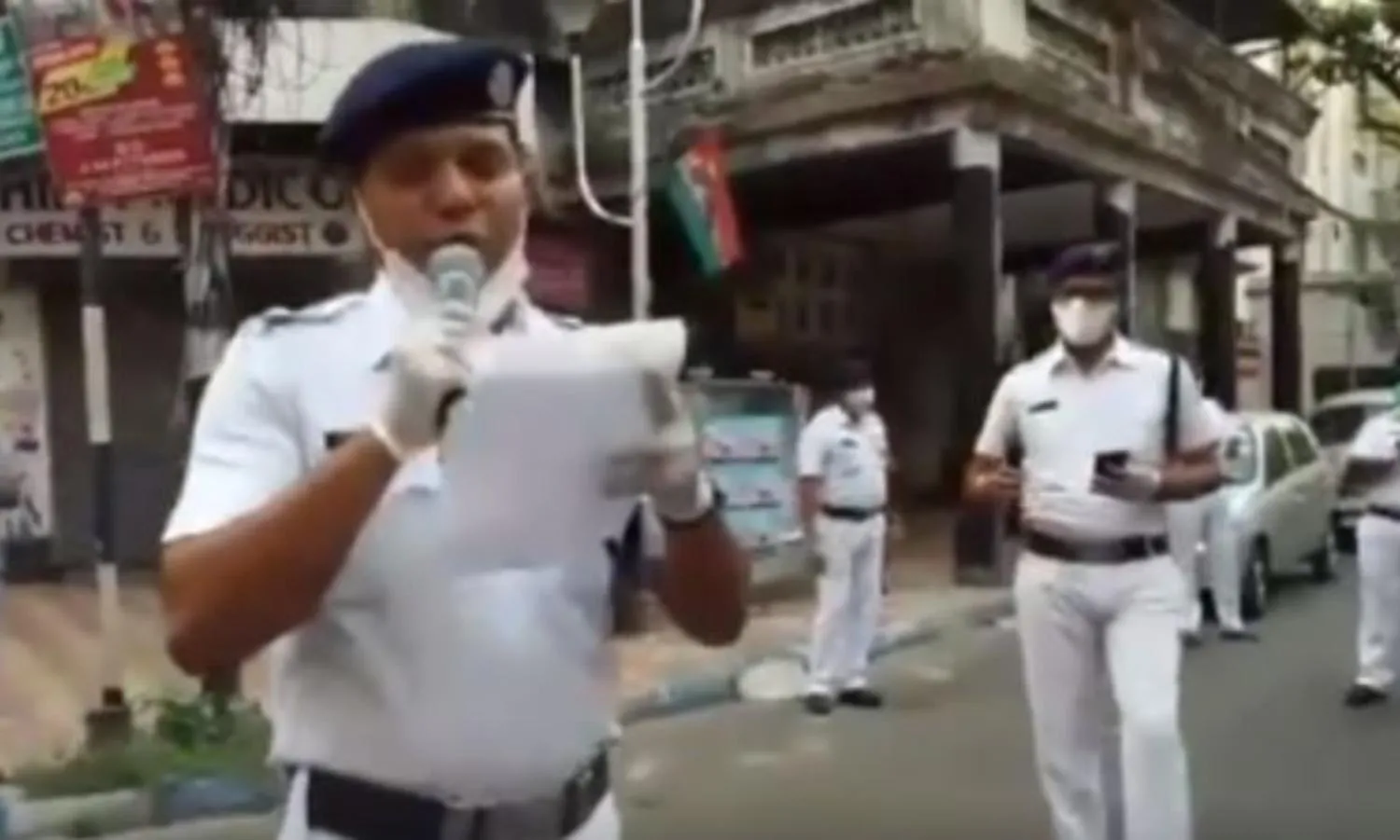 Music In The Time of Corona - Kolkata Cops Kill It !