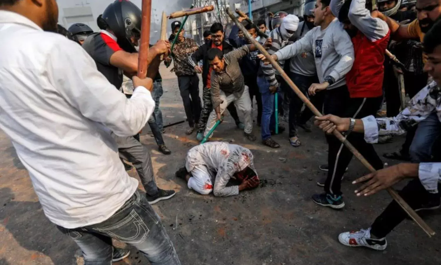 Delhi Violence Overtakes Trump Visit in Global Headlines