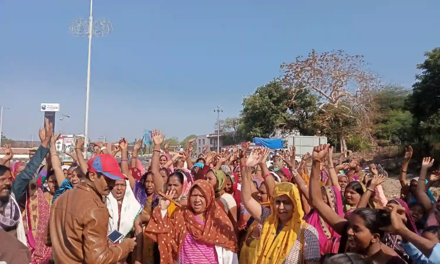 Statue Vs Livelihood: Tribals in Gujarat Protest Acquisition of Land, 72 Villages Impacted Statue Vs Livelihood: Tribals in Gujarat Protest Acquisition of Land, 72 Villages Impacted