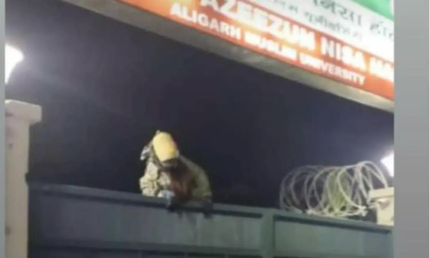 Jamia Reverberates in Aligarh With Force, Students Rise in Support Across Campuses Jamia Reverberates in Aligarh With Force, Students Rise in Support Across Campuses