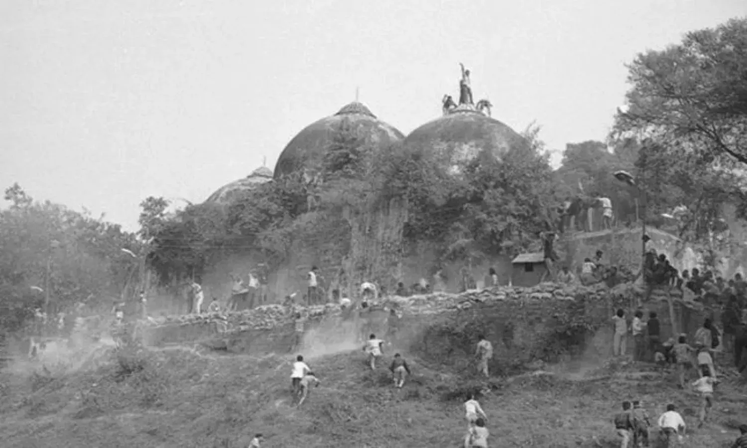 Former Civil Servants Express ‘Anguish’ Over the ‘Injustice’ of Ayodhya