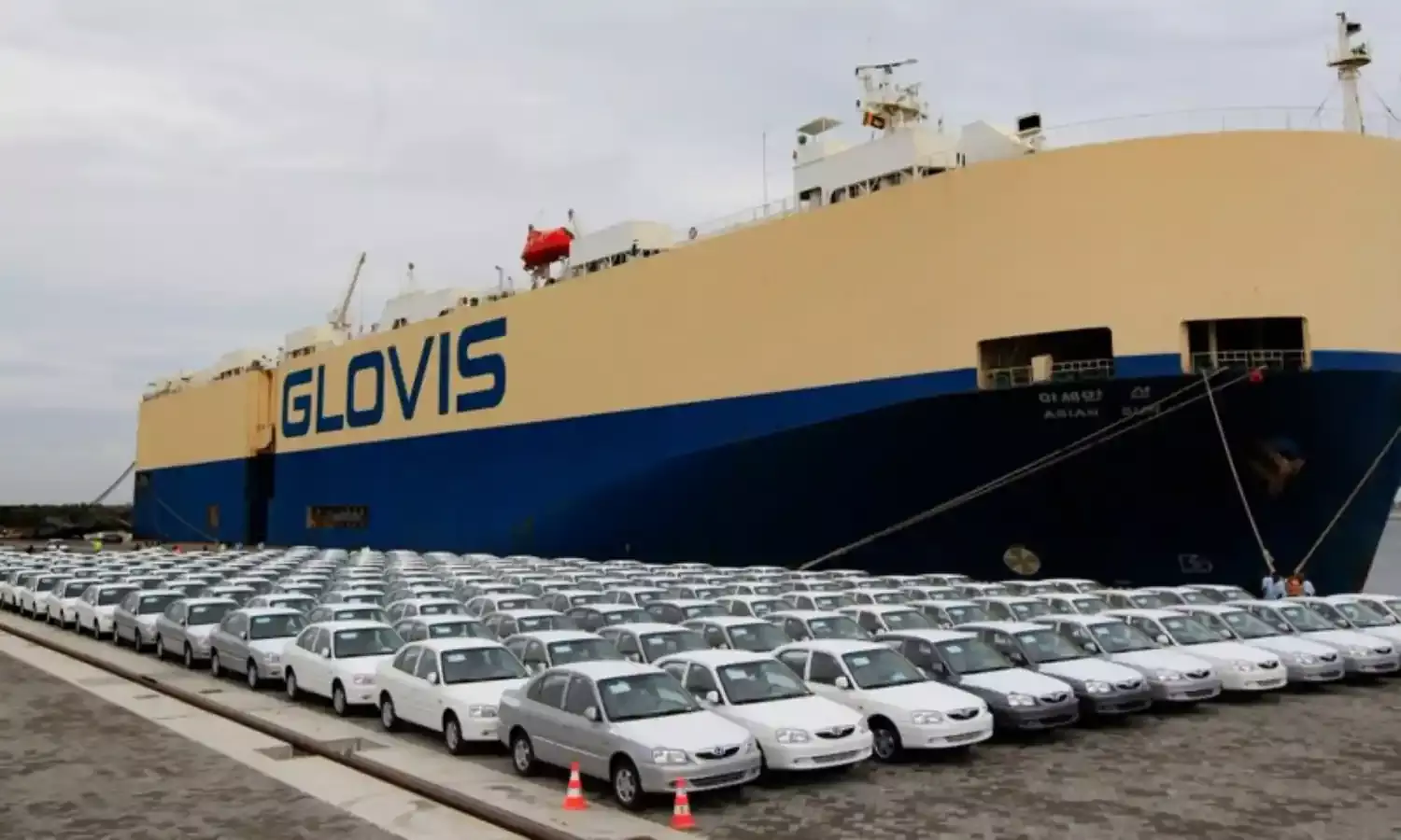 Rajapaksa to Review Hambantota Port Lease to China