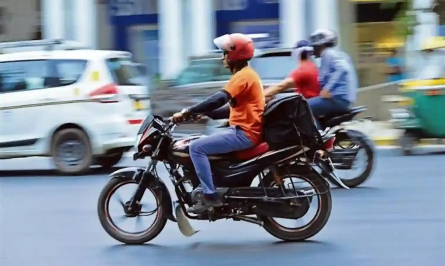 The Not So Convenient Life of Your ‘Delivery Boy’ The Not So Convenient Life of Your ‘Delivery Boy’