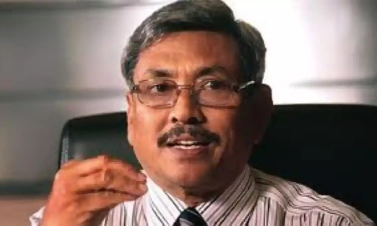 Front Runner in Lankan Presidential Race Faces Court Case on Citizenship