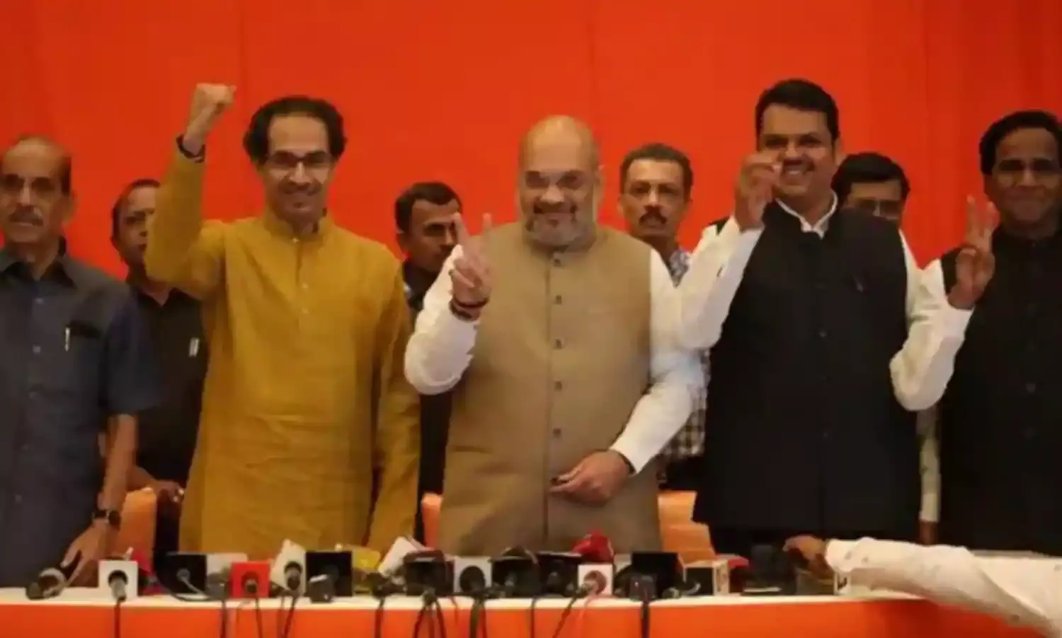 Shiv Sena And BJP at Loggerheads, Lok Sabha MP Complains to Shah Shiv Sena And BJP at Loggerheads, Lok Sabha MP Complains to Shah