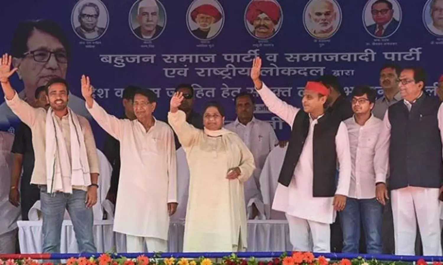 Mahagathbandhan Rally Receives Huge Response , But the Congress Khichri Continues to Cook