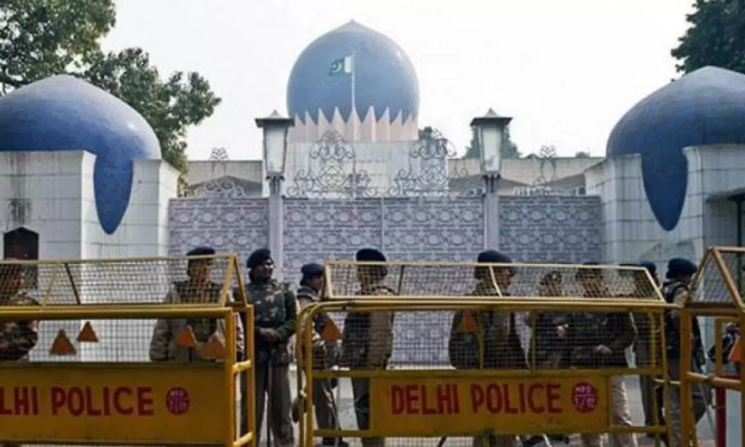 Masked Men Stop Invitees to Pakistan National Day in Delhi, Directing Them Not to Attend