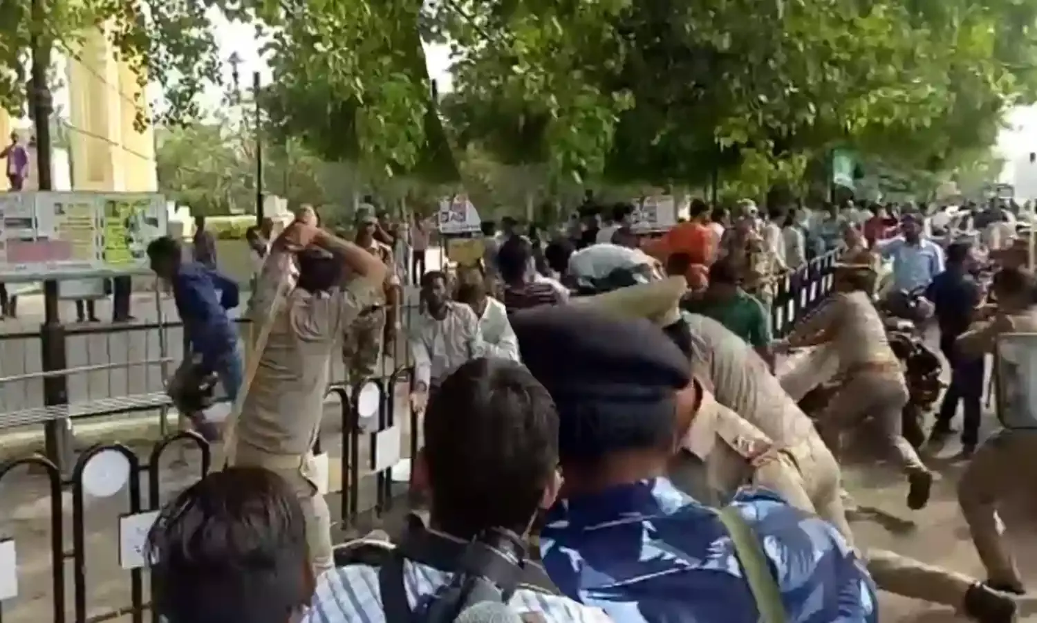 Travels in Yogi’s Lucknow