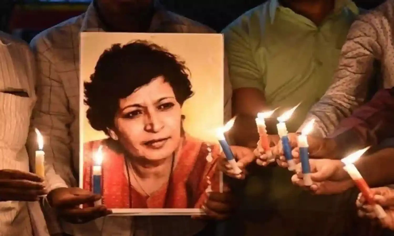 Save the Messenger, Save Journalism Save the Messenger, Save Journalism