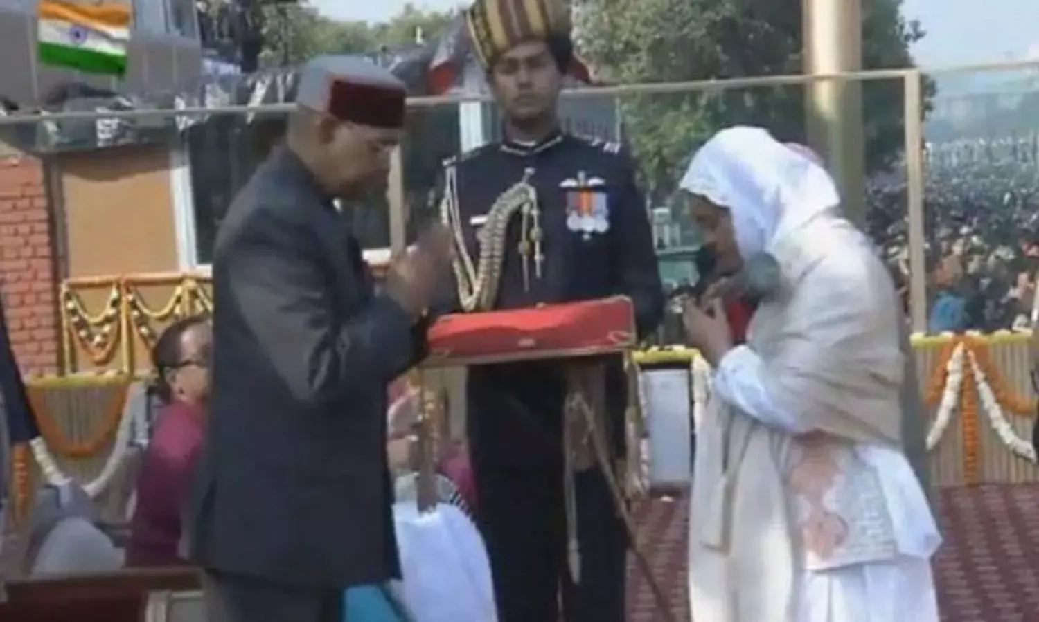 It Was Love At First Sight for Lance Naik Wani and Mahajabeen, Now Left a Widow