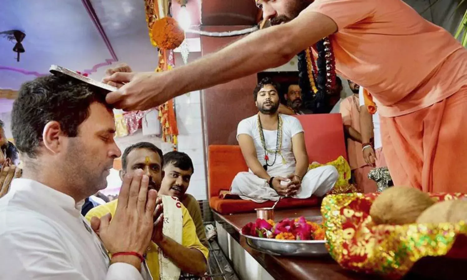 राहुल गांधी का हिन्दू धर्म और संघ-भाजपा का हिन्दुत्व